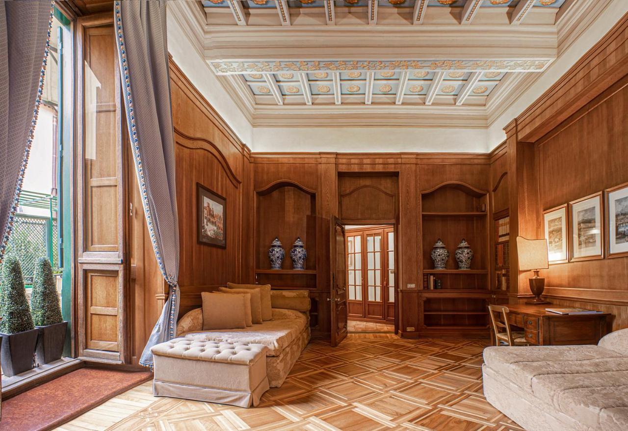เรซิเดนซา รุสโปลี โบนาปาร์ต Bed & Breakfast โรม ภายนอก รูปภาพ