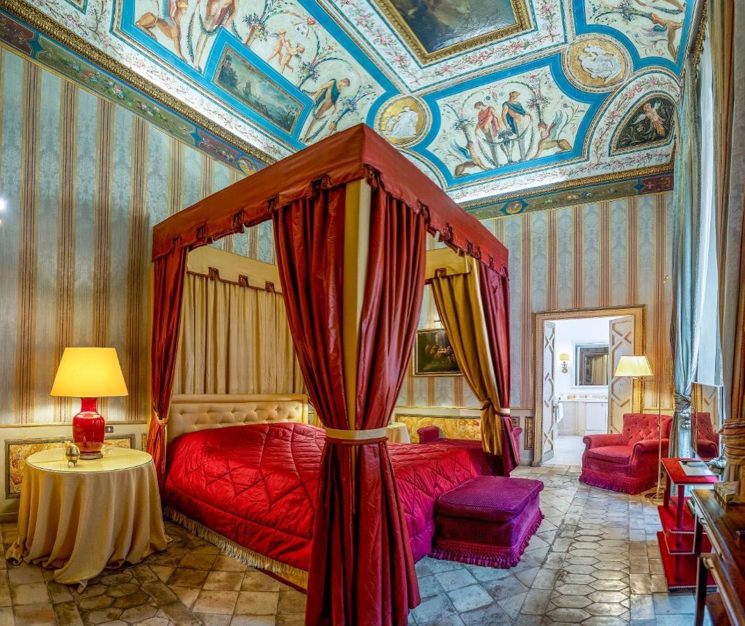 เรซิเดนซา รุสโปลี โบนาปาร์ต Bed & Breakfast โรม ภายนอก รูปภาพ