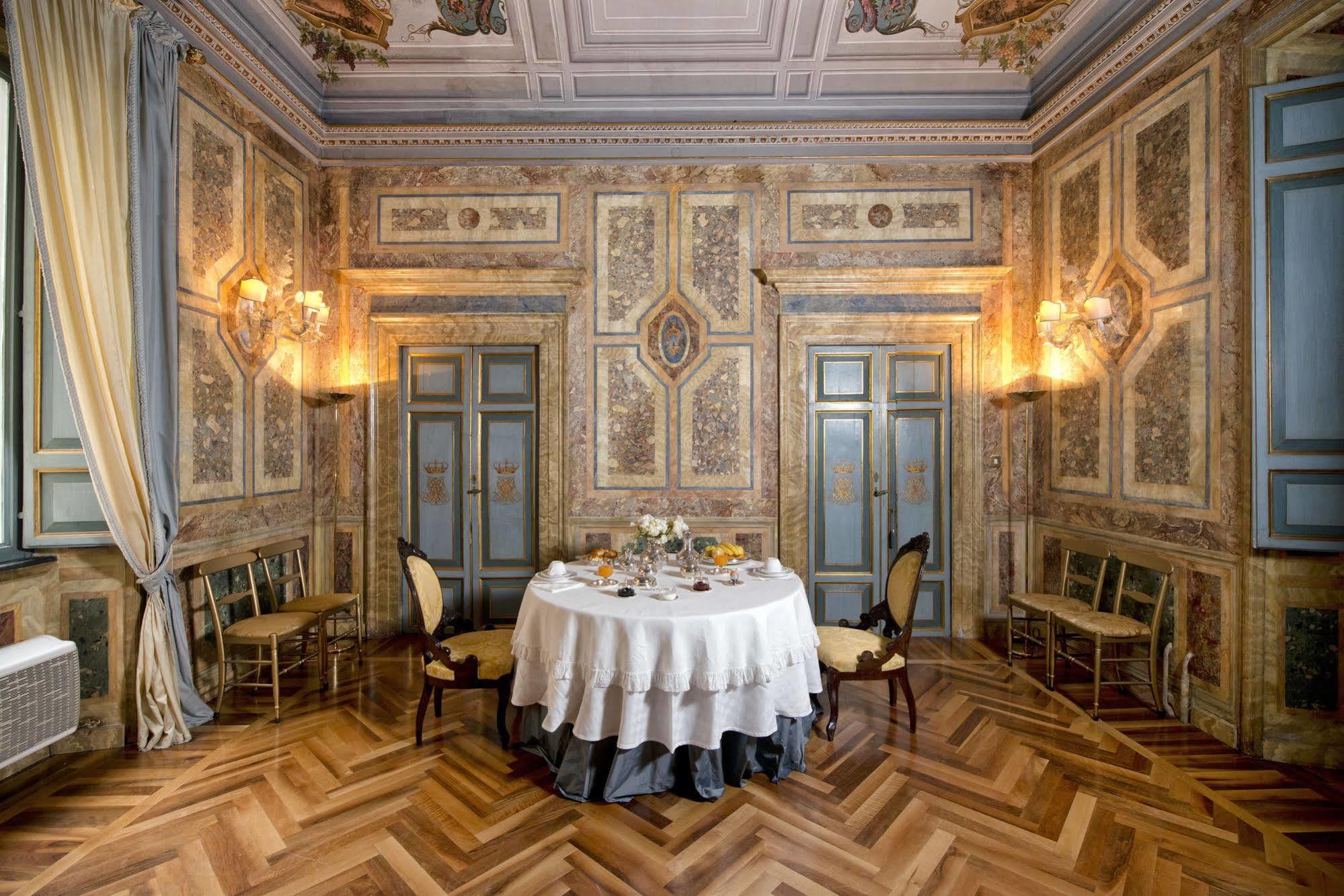 เรซิเดนซา รุสโปลี โบนาปาร์ต Bed & Breakfast โรม ภายนอก รูปภาพ